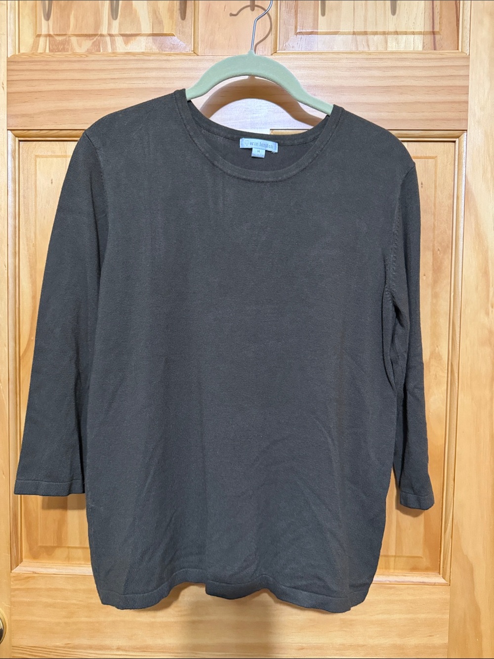 erin london Green 3/4 Sleeve Crewneck Top, Size Medium.